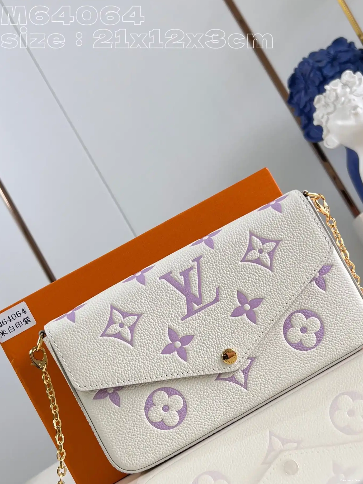 Fake Louis Bags LOUIS FÉLICIE POCHETTE VUITTON 0626